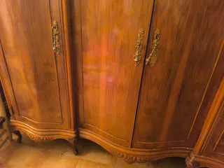 Dormitorio antiguo madera y metal