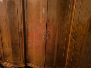 Dormitorio antiguo madera y metal