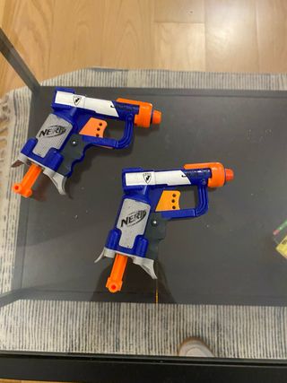 2 Pistolas Nerf Azules y Naranjas