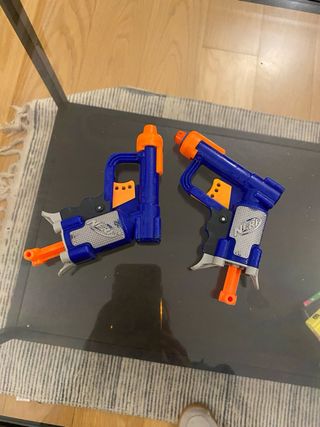 2 Pistolas Nerf Azules y Naranjas
