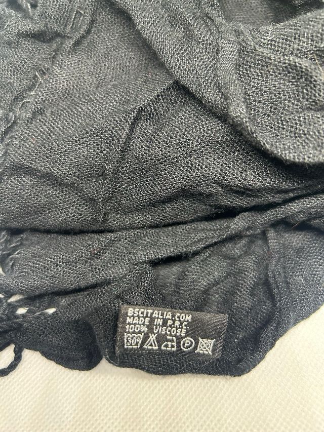 Sciarpa Balenciaga nera con frange