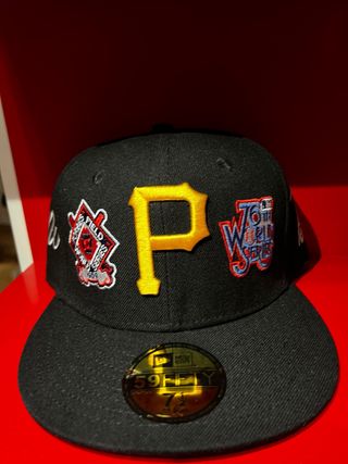 Gorra New Era Negra y Dorada
