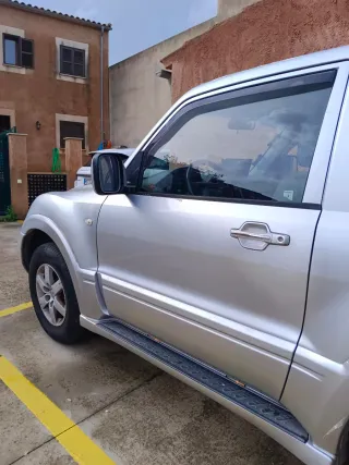 Mitsubishi Montero 2006