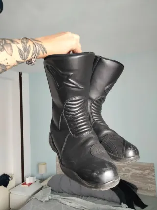 41 Botas Alpinestars Moto Negras