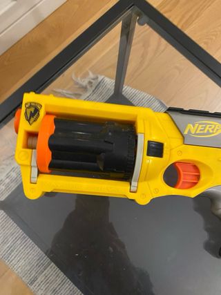 Pistola Nerf Amarilla