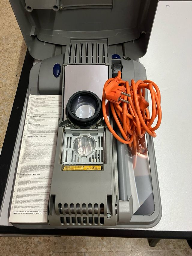 Retroproyector Portátil