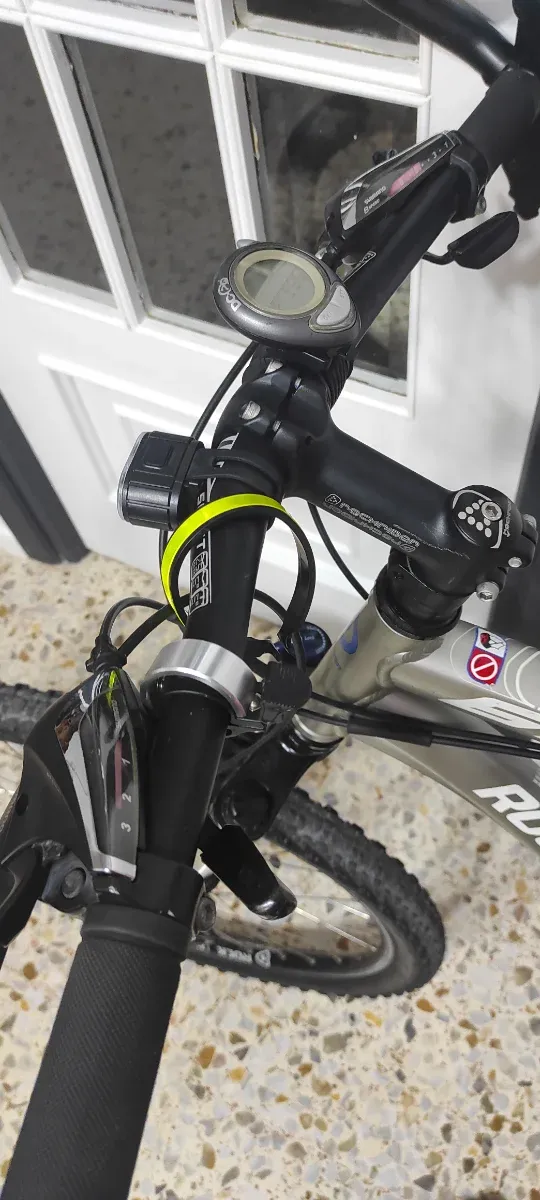 Bicicleta Rockrider 6.3 Doble Suspensión.