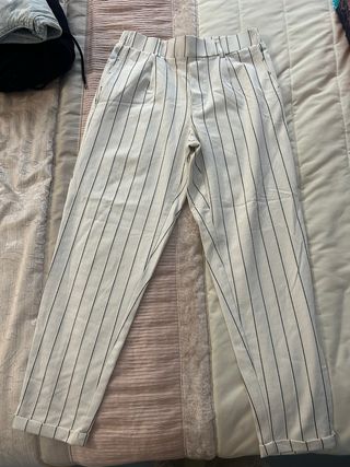 Pantalón rayas blanco y negro