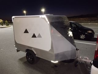 Remolque cerrado homologado 3 motos