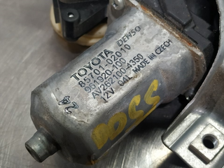 ELEVALUNAS DELANTERO DERECHO TOYOTA AVENSIS (T27)