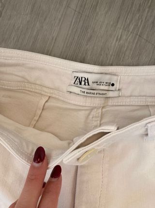 Pantalón vaquero ancho beige
