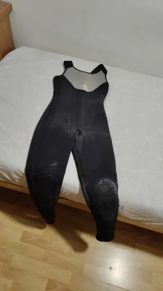 Traje de neopreno 5mm talla 2/s