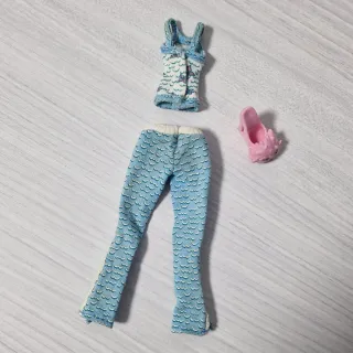 Ropa Lagoona Blue Dead Tired Monster High