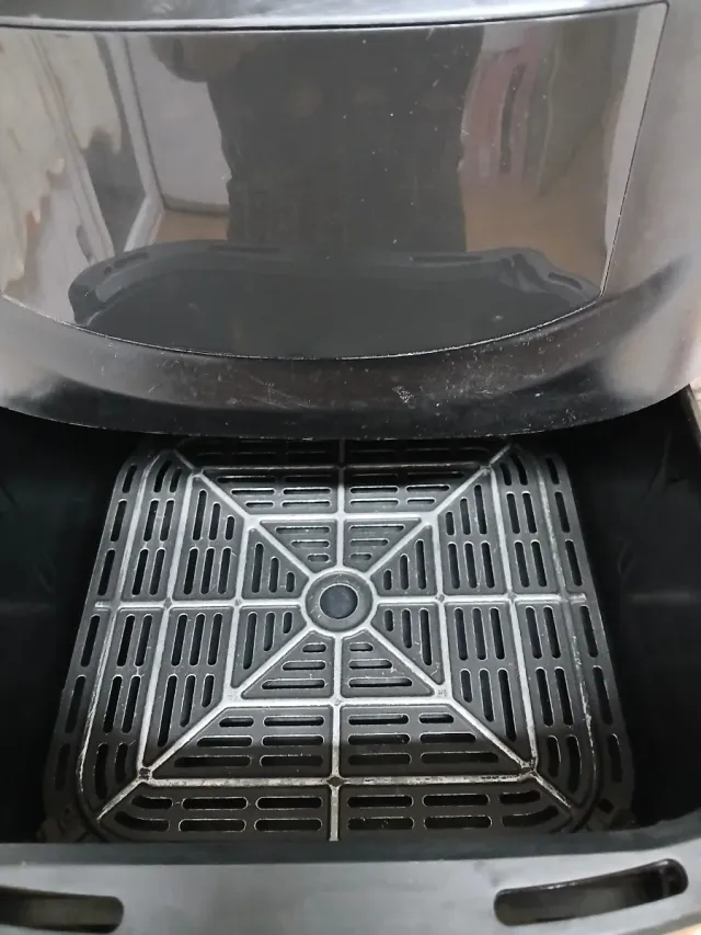 Freidora de aire negra