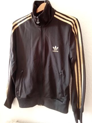 Chaqueta Adidas Negra y Dorada