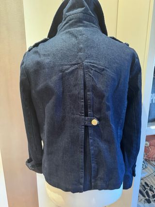 Cazadora vaquera Zara doble botonadura