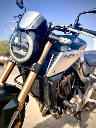 HONDA CB650R. Como NUEVA!! SOLO 3.423km