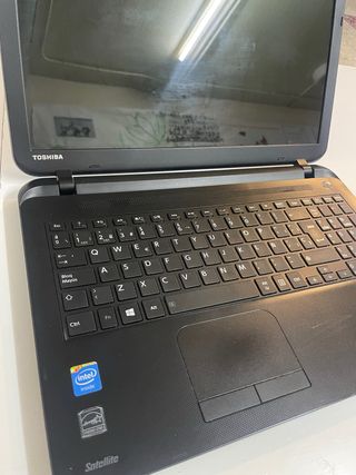Ordenador Toshiba Satellite Negro