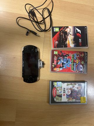 PSP 3004 Negra + 3 Juegos
