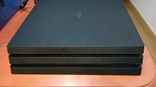 PS4 Pro 1TB + 2 Mandos + Caja Original + Soporte