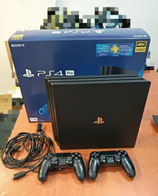 PS4 Pro 1TB + 2 Mandos + Caja Original + Soporte