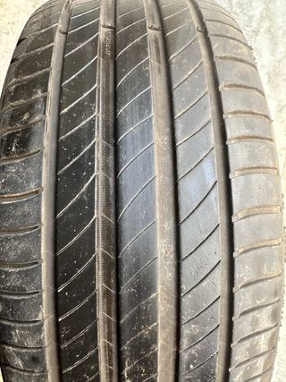 Neumático Michelin 215/50 R 17