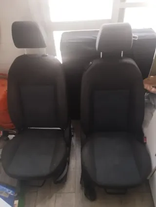 Asientos de coche delanteros