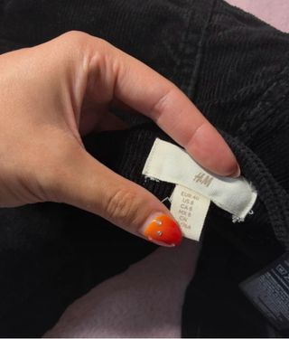 Pantalón de pana negro