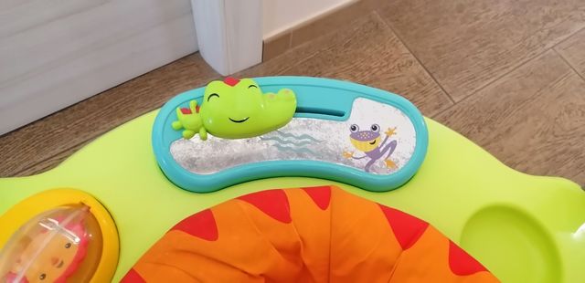Centro attività saltarello Fisher Price