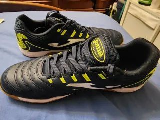 Zapatillas Joma Fútbol Sala Negras y Amarillas