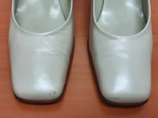 Zapatos salón beige T.37