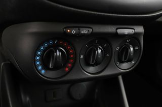 Opel Corsa 1.4 Expression