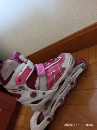 Patines rosas talla 28
