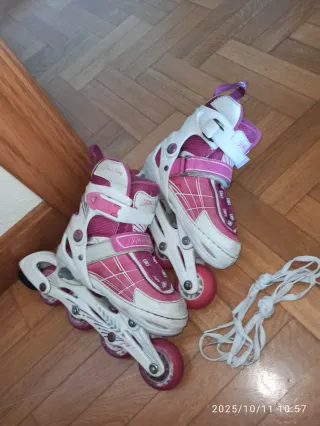 Patines rosas talla 28