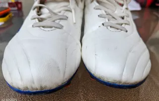 Botas de fútbol blancas, talla 36