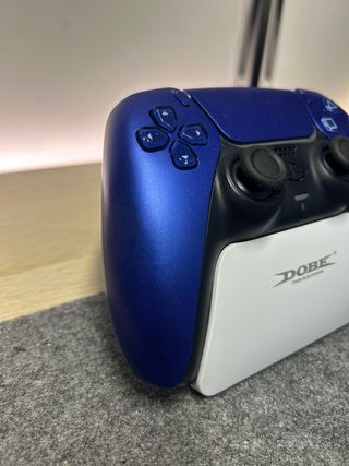 Mando PS5 Cobalt Blue con joysticks magnéticos