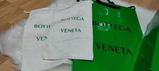 Bolsa y Caja Bottega Veneta 