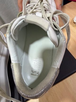 Zapatillas Karl Lagerfeld Blancas y Plateadas