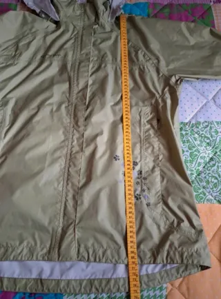 Chubasquero Quechua Verde Talla 44
