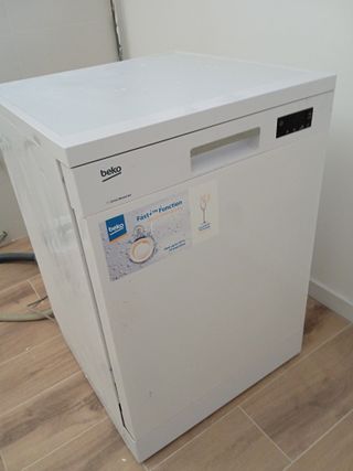 Lavavajillas Beko ProSmartInverter