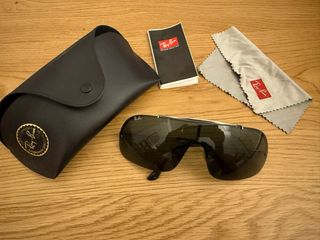 Occhiali da sole Ray-Ban neri