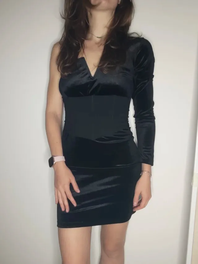 Vestito nero velluto taglia S nuovo con cartellino