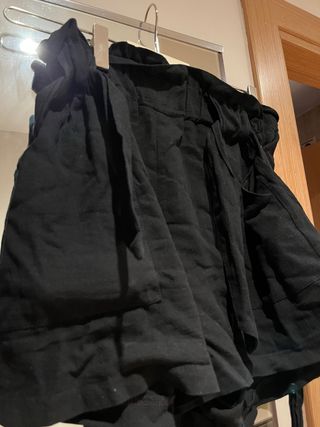 Pantalón corto negro