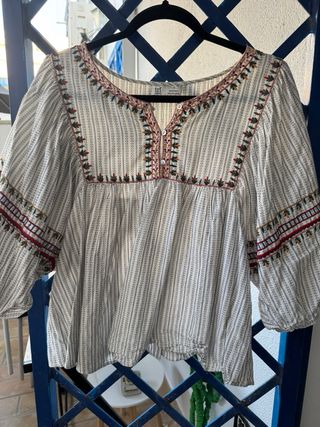 Blusa Zara Rayas Bordada