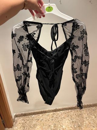 Body fiesta encaje floral negro talla S