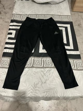 Pantalón Adidas 