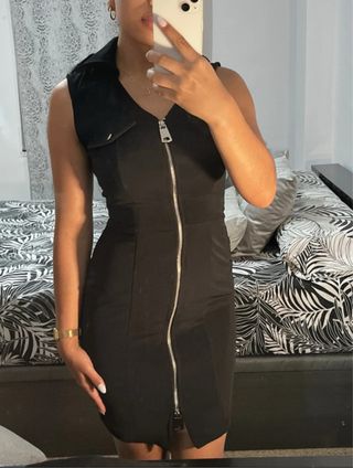 Vestido Mini Negro Ajustado - Cremallera Central