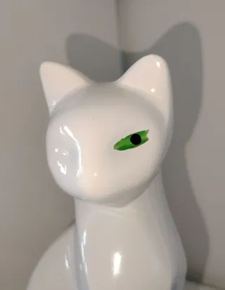 Statua gatto bianco vintage design 
