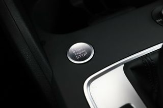 Audi Q2 35 TDI S line