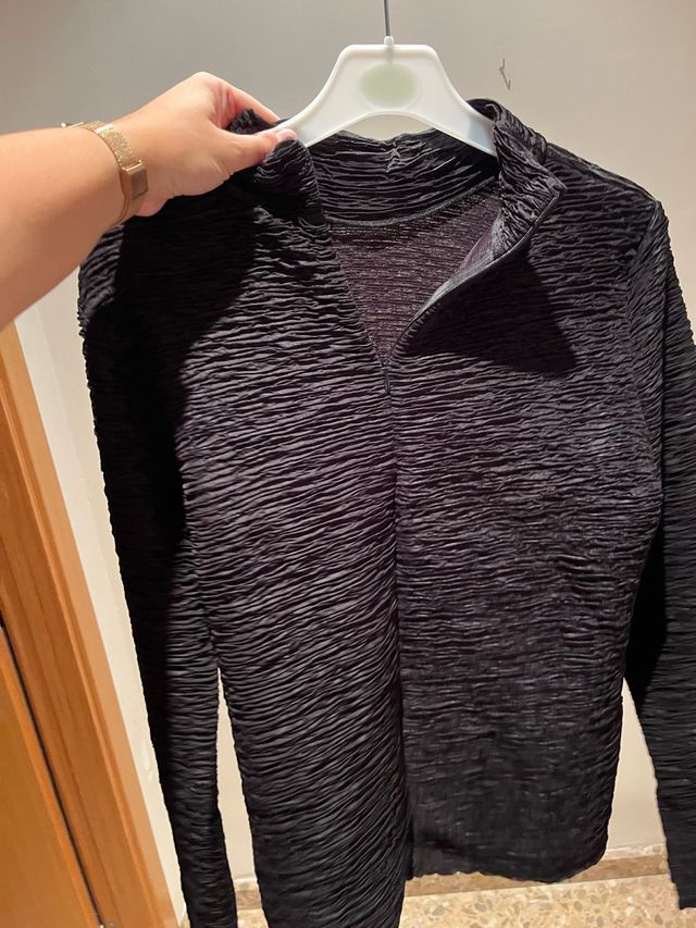 Jersey fino negro cuello alto talla L